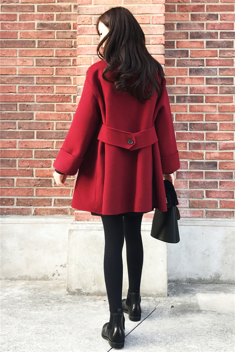 摆脱肉肉身材，微胖妹三招解锁OL风