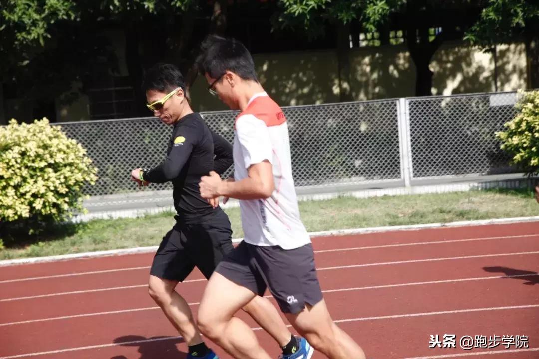 跑了几年步心率还是高,跑了十几年为什么跑不快