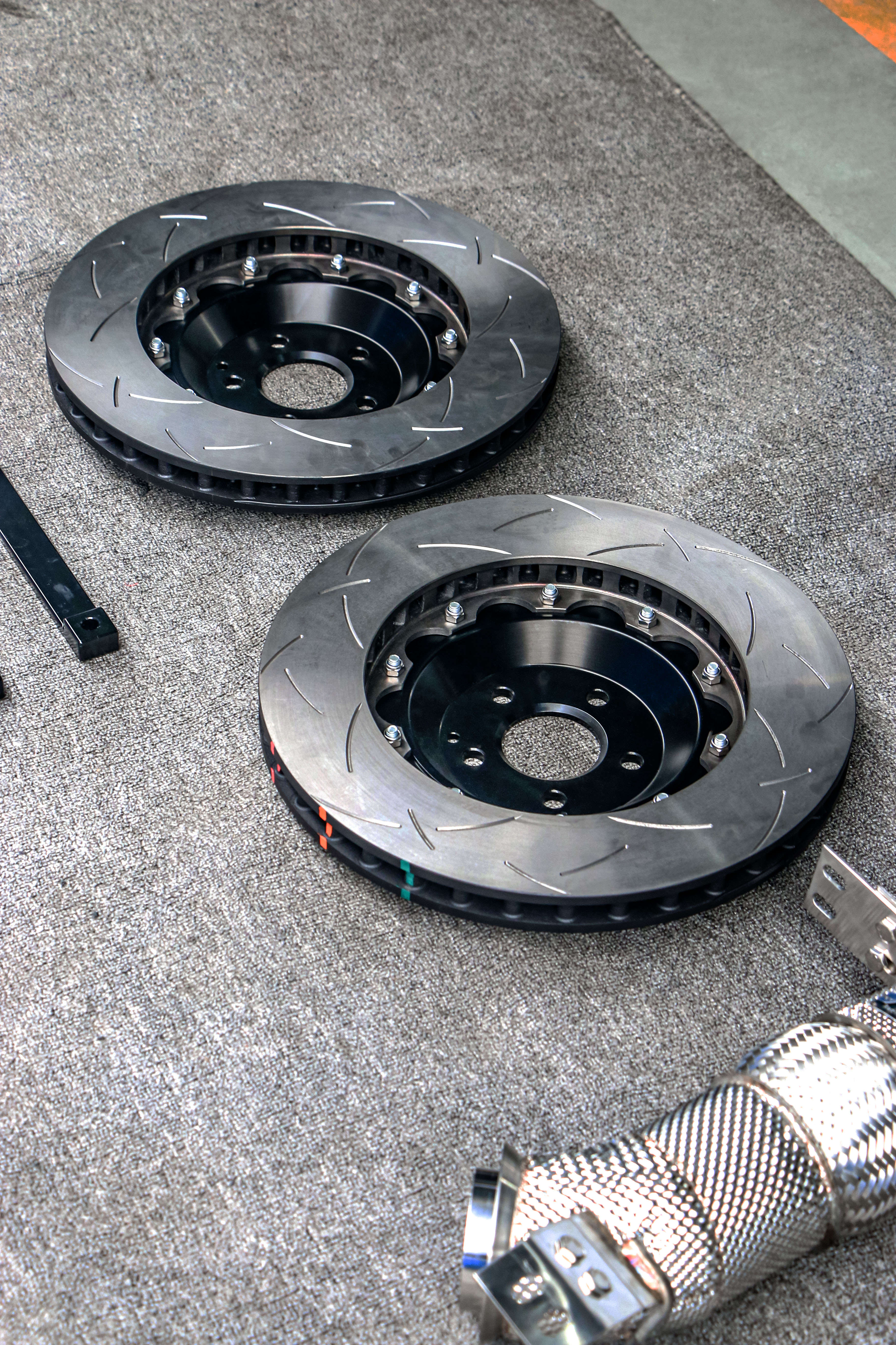 刷完程序再改头段有影响么,奔驰更换前刹车盘注意事项