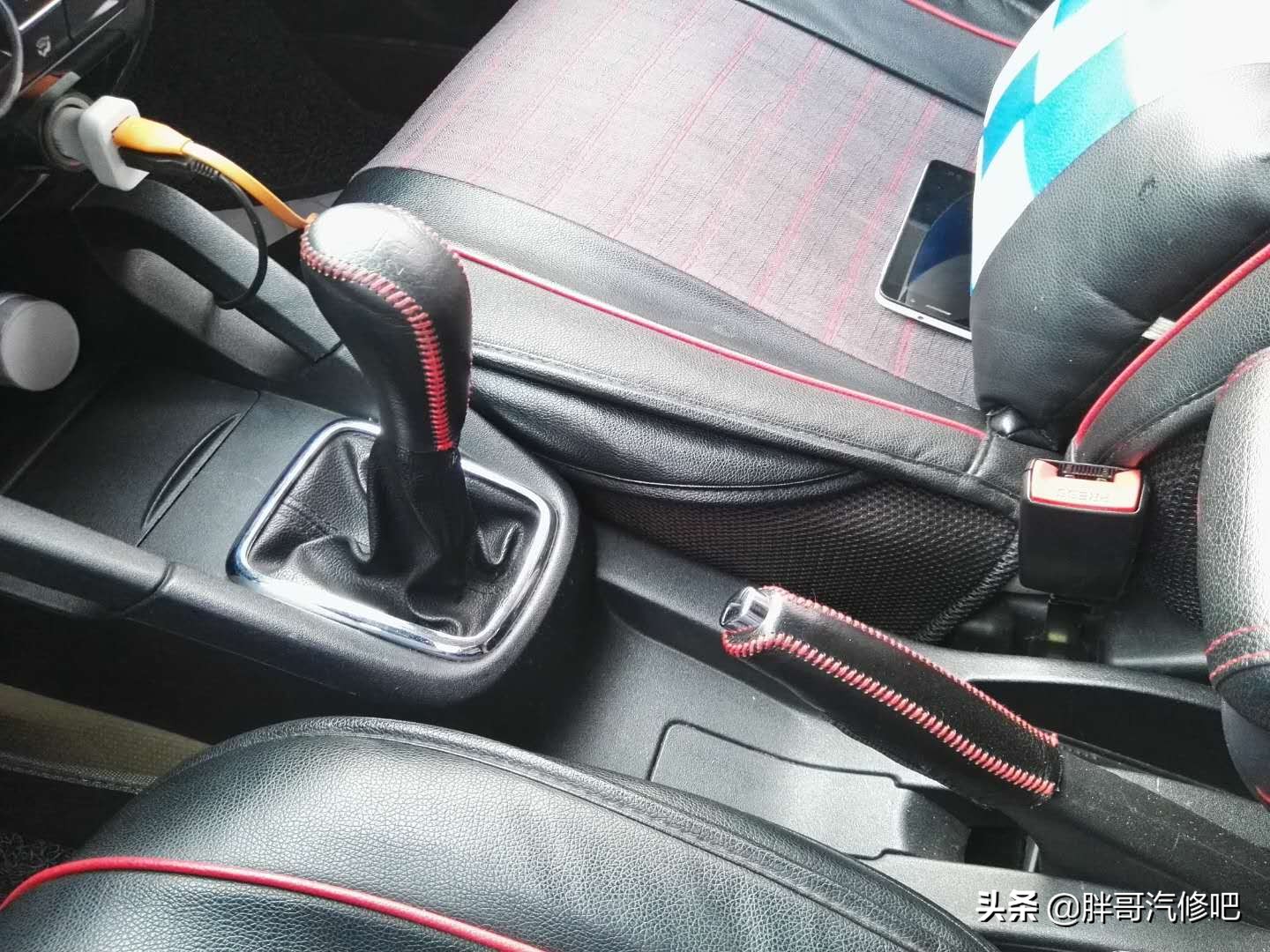 胖哥两百万收奥迪rs6,胖哥收车2万元