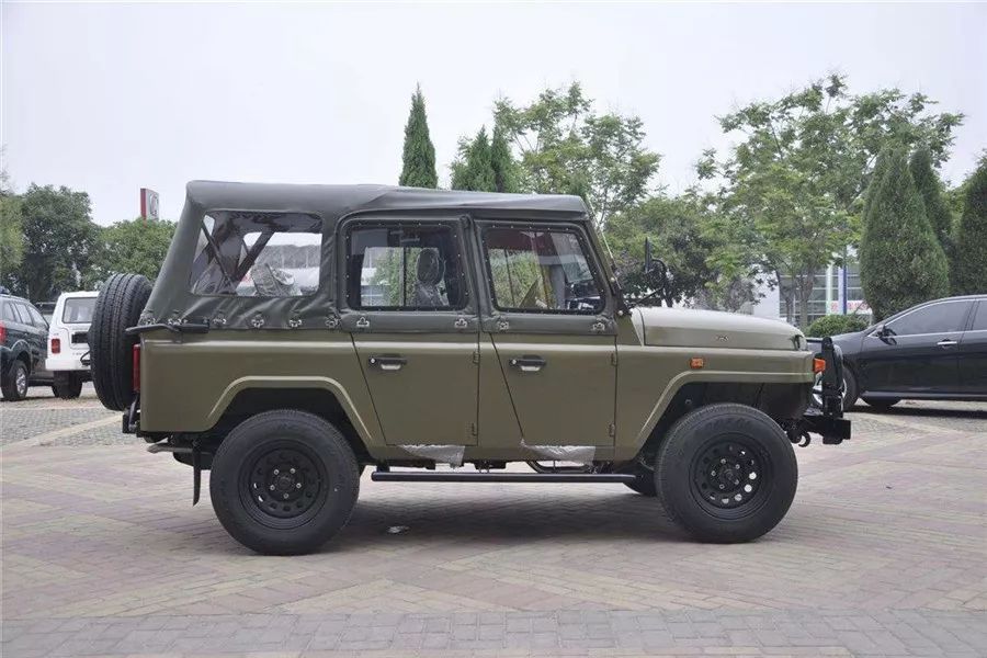 琥珀——难得的汽车题材剧目（上）