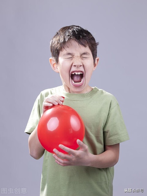 挤痘痘可引起败血症吗,挤痘痘引发的颅内感染能自己好吗