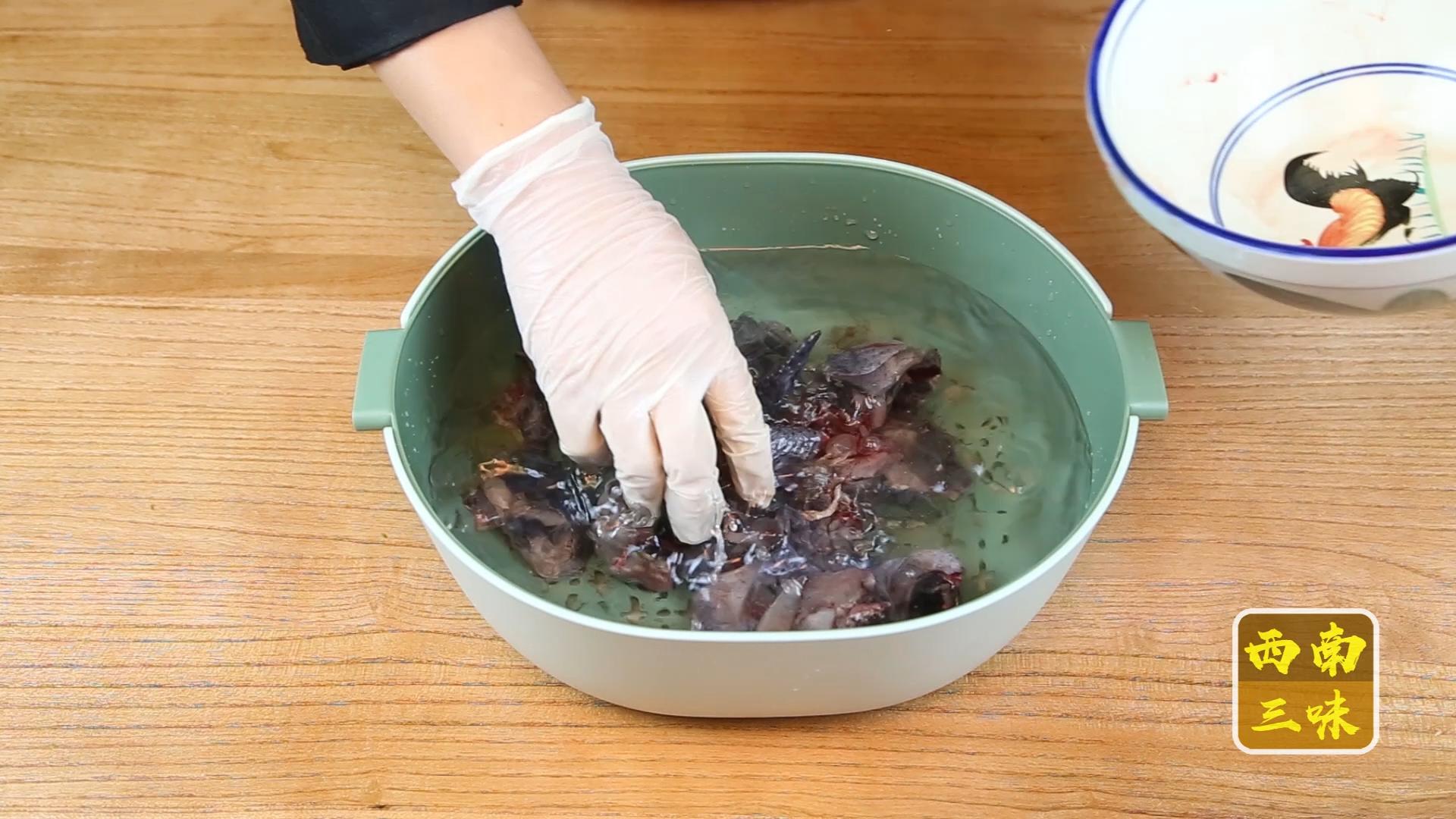 阿胶当归炖乌鸡怎么炖最好喝,阿胶炖乌鸡放点什么药材补气血