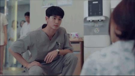 10分钟就脱了？男神很撩，但更帅的是女主