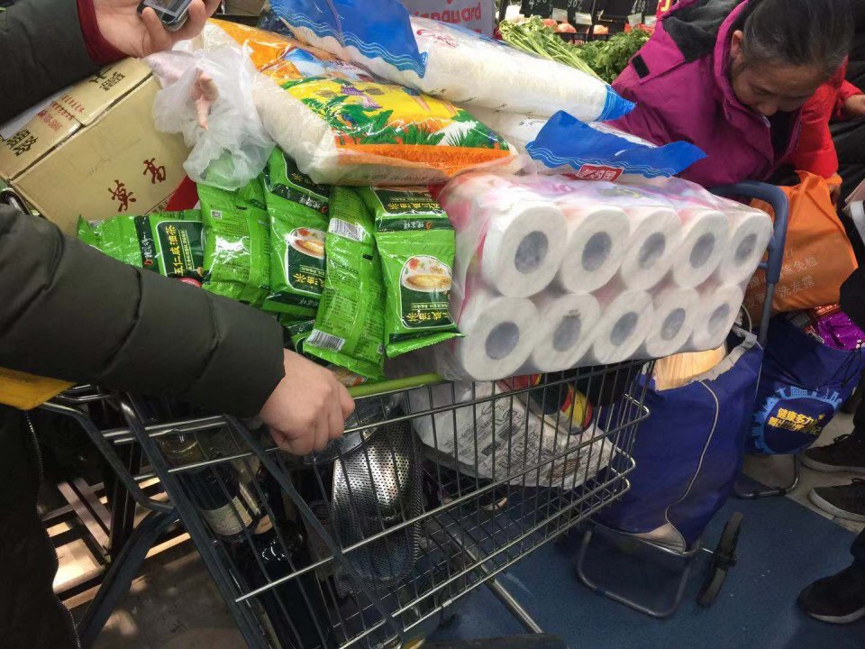 华润万家是不是火了,今天华润万家人多吗