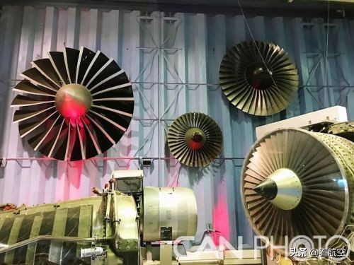 巴黎独自旅行攻略旅游线路,巴黎旅游攻略飞机