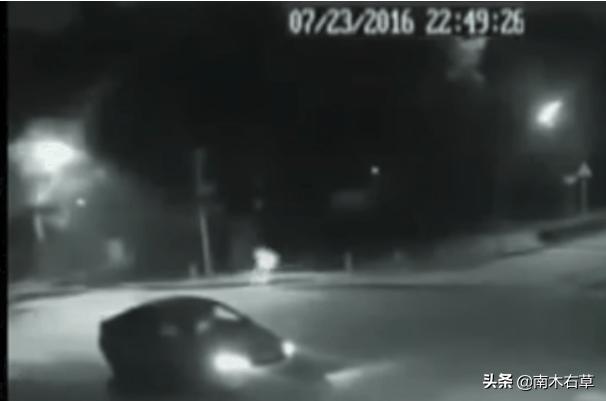 瞬间转移监控视频,监控拍下的惊人瞬间