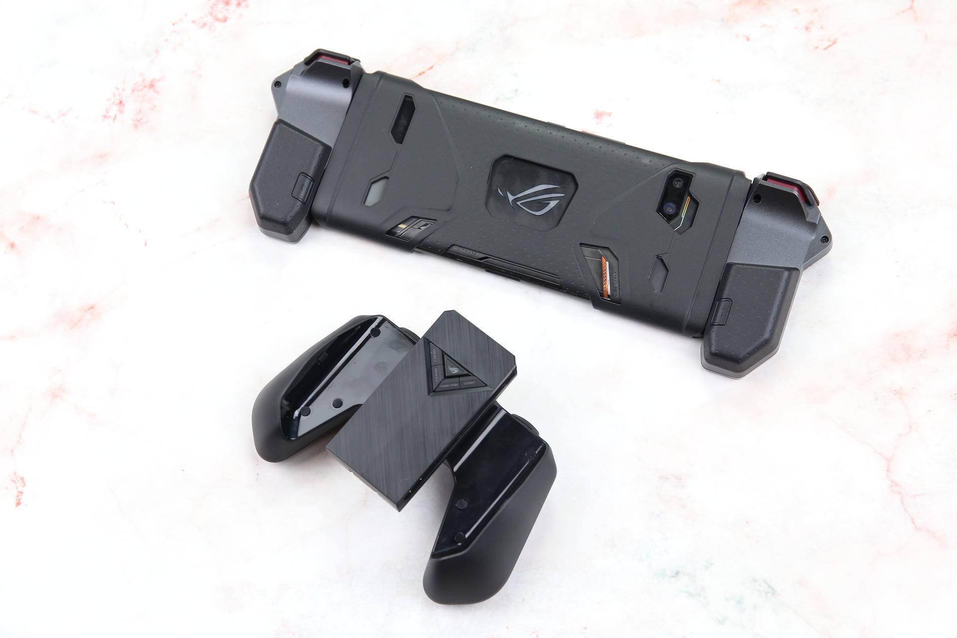 把手机变成手柄玩电脑游戏,把王者玩成火影是什么体验