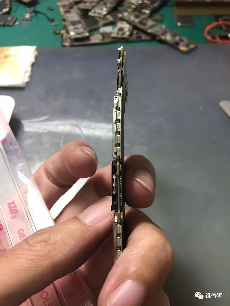 iphone摔坏了可以保修吗,iphone严重摔烂修要多少钱