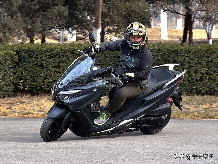 踏板光阳赛艇250,赛艇250和ct250哪个值得购买