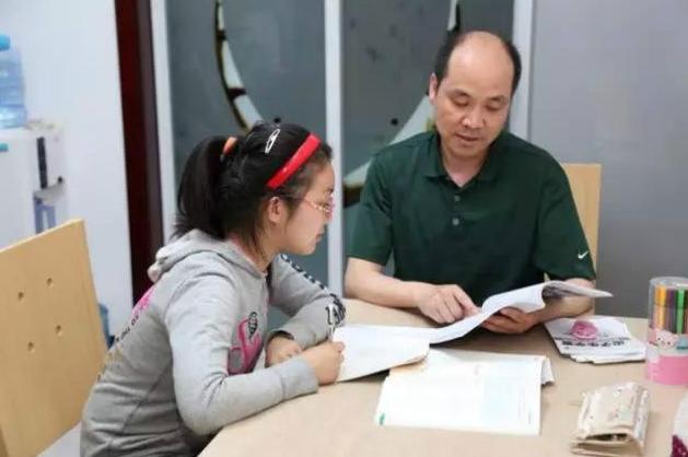 语文成绩好的学生往往有3个特征,语文基础差学生如何提高成绩