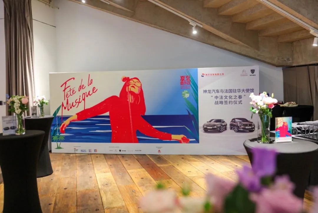 黄觉夜半歌声,黄觉粤语歌曲