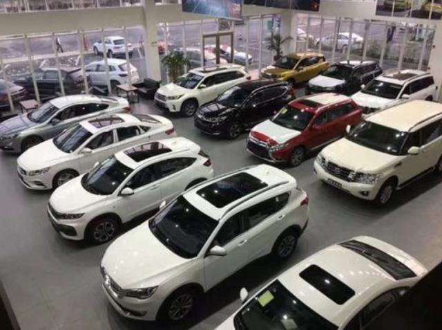 定金交了4s店还不给提车,定金已付对面单方面加钱