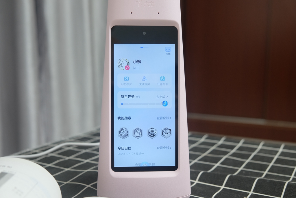 大力智能家教灯t5评测发布会,大力智能家教灯t5学习机评测