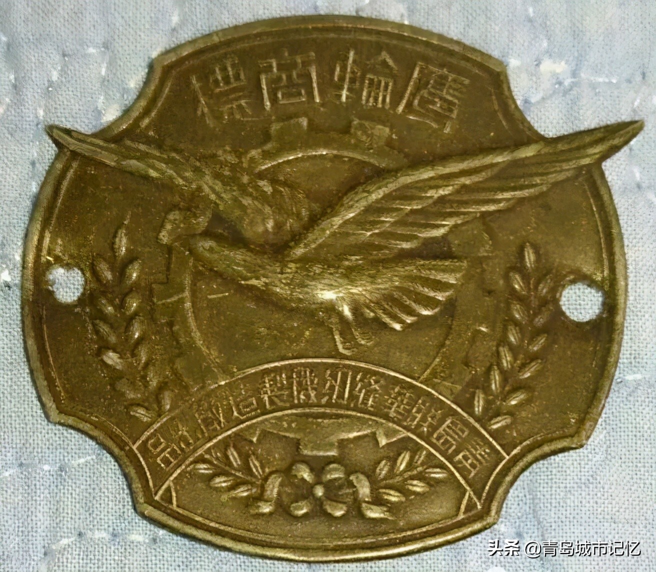 青岛鹰轮牌旧缝纫机多少钱,第一代青岛鹰轮缝纫机价格