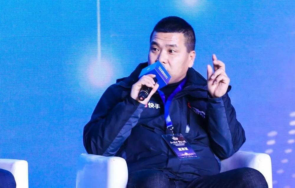 欧曼重卡引领重卡进入自动挡时代,2021年1月欧曼自动挡重卡销量