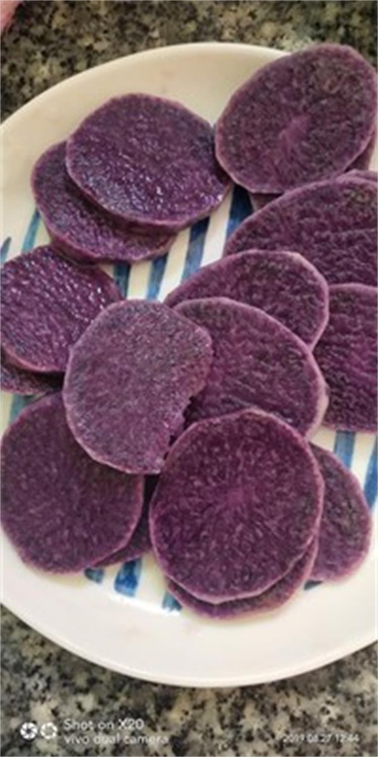 买整箱土豆,正宗本土黑土豆