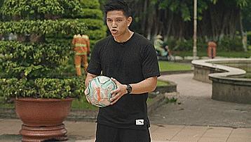 新手小白怎么颠勺,足球小白颠球入门教程