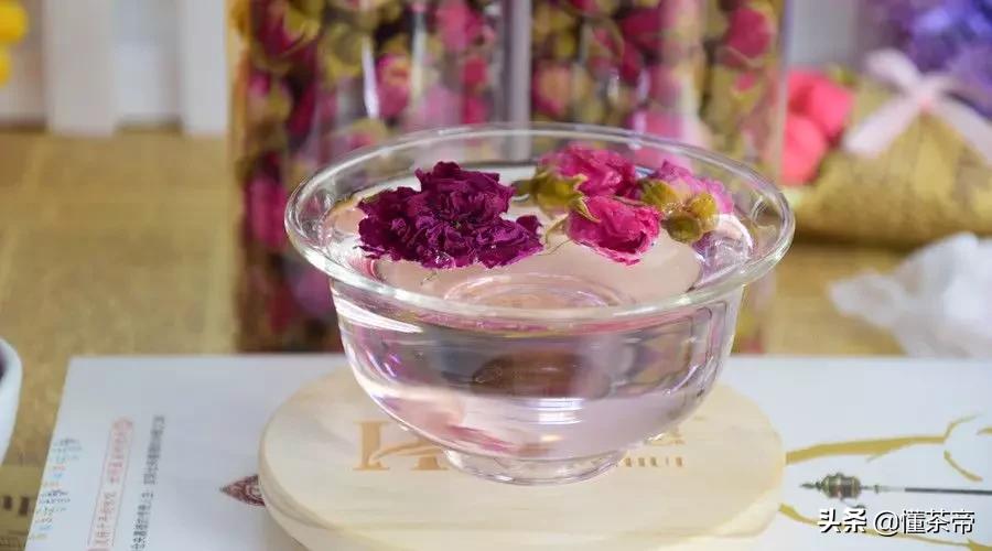 玫瑰花熏硫磺怎样鉴别,如何鉴别玫瑰有没有被硫磺熏过