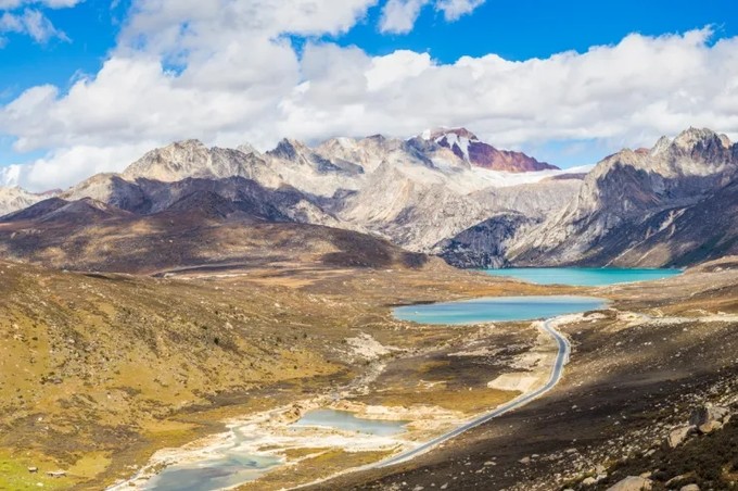 国庆自驾游川西路线推荐稻城亚丁,2022年7月理塘到稻城亚丁沿途风景