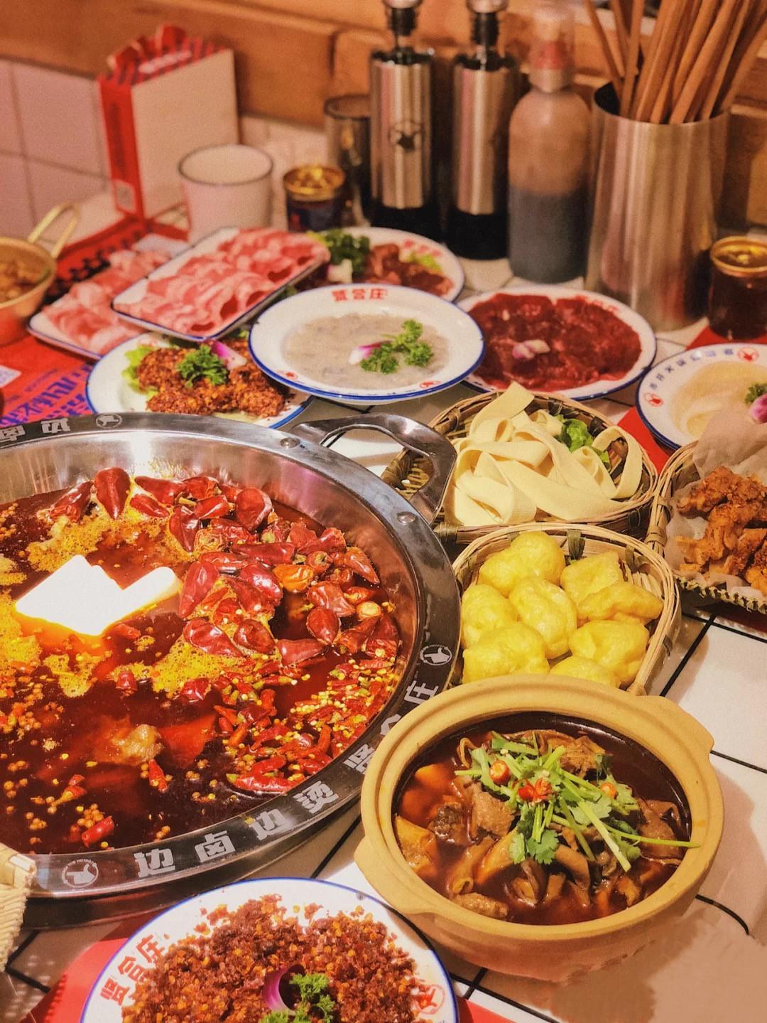 火锅涮出一季的温暖