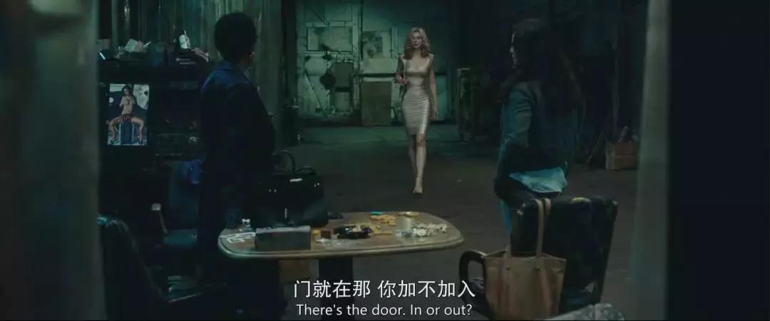 “寡妇”化身复仇女神，够硬又够黑