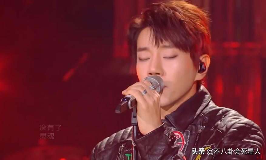 5人假冒外国人诈骗被抓后续,十名外籍明星在中国捞金