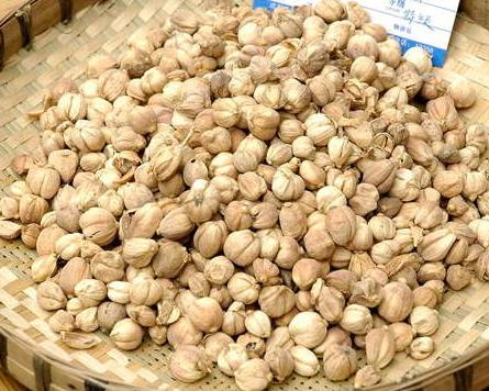 揭秘34种常用香料的名称与用途,15种常见香料正确用法收藏起来吧