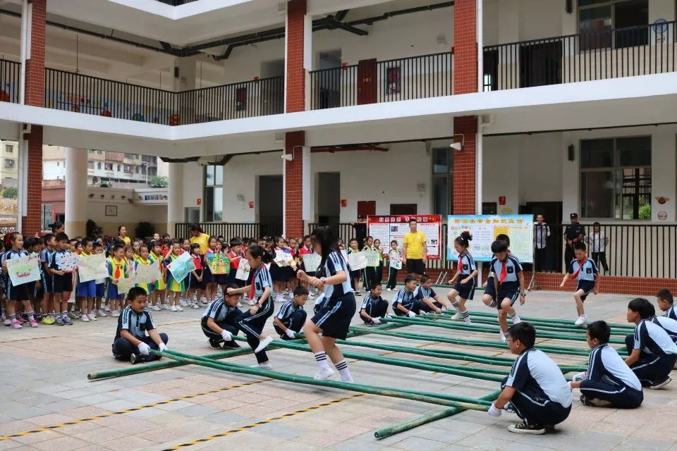 童心筑梦共创未来作文,童心筑梦共创未来的孩子