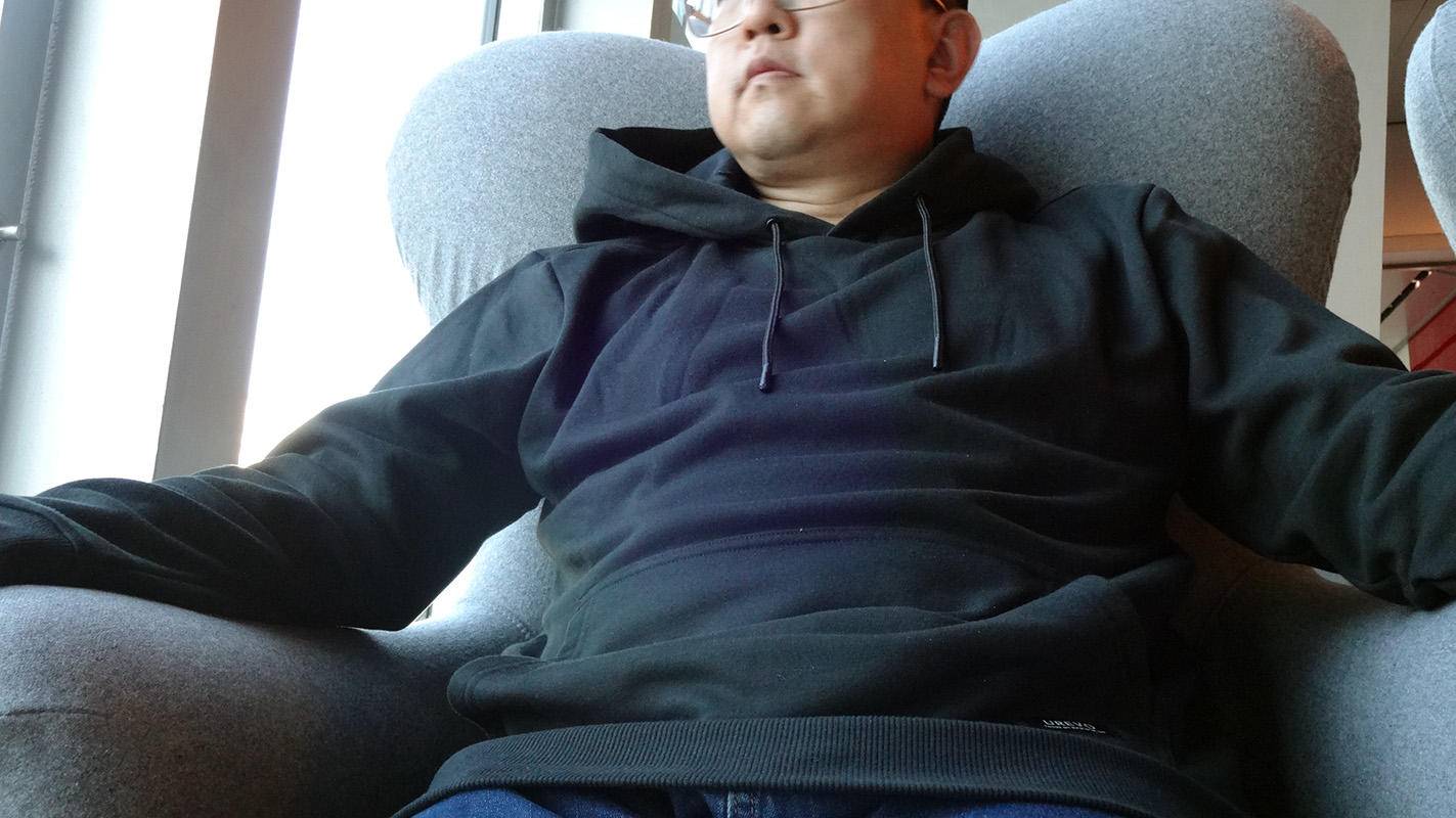 卫衣哪款质量好还保暖,连帽卫衣哪个牌子保暖性好