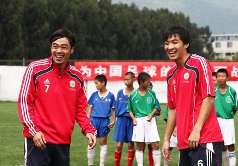 足球青训之阿贾克斯u13,大连毅腾足球俱乐部青训