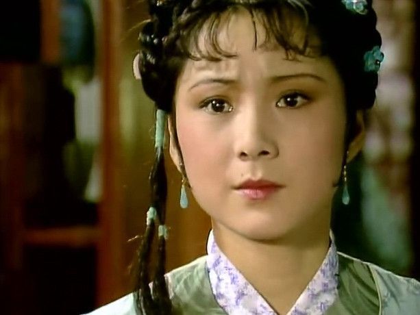 晴雯的死因是因为袭人告密吗,晴雯芳官怎么样了