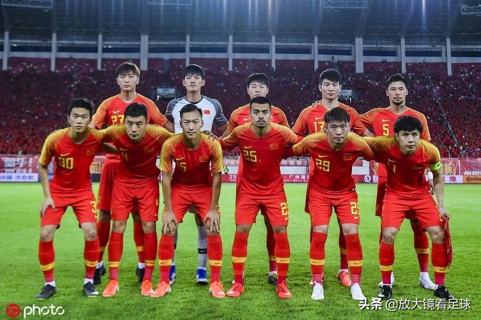 和武磊聊中国足球,对武磊的最佳评价