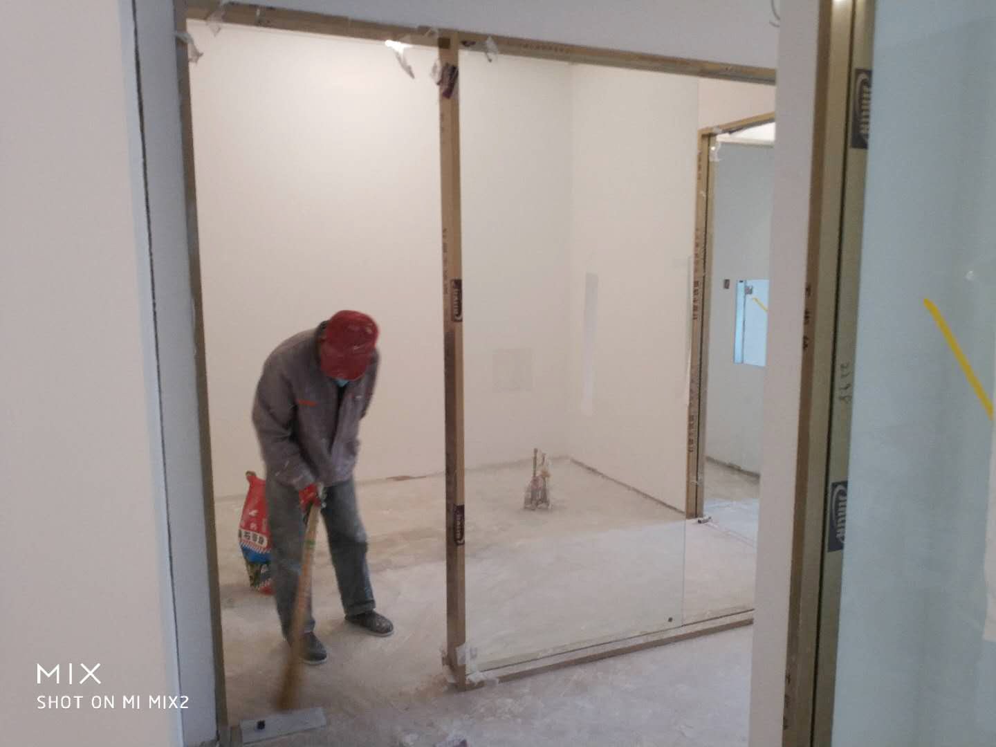 龙立达装修案例：乐乐牙口腔医院装修施工进度