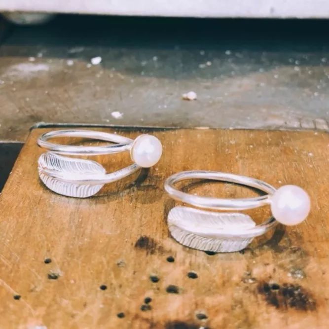 小情侣闺蜜居然在小屋鼓捣一下午，弄出了这个？