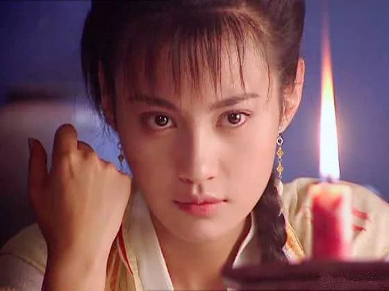 都姓杨，看这谜之相似的脸，她真不是Angelababy姐姐？