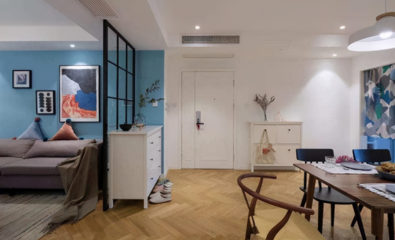 开门见客厅如何装修,开门见客厅如何布置