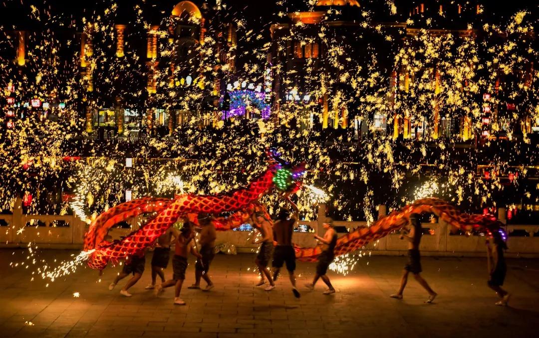 台儿庄春节旅游攻略,台儿庄古城过年