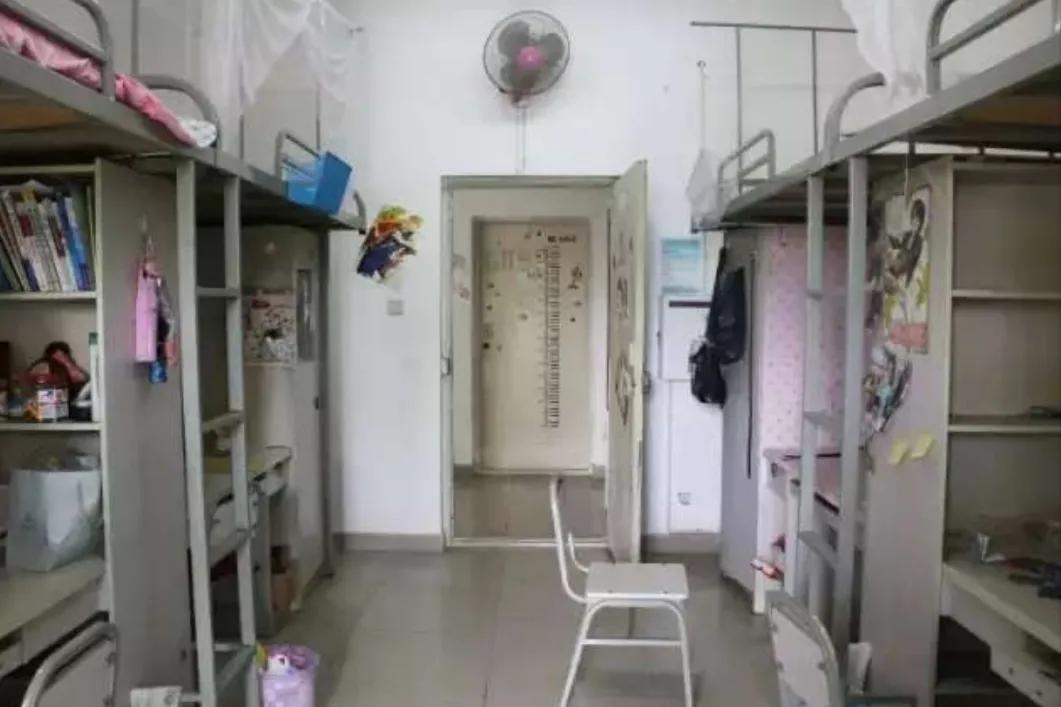 瀹胯垗鏉′欢濂界殑浜屾湰澶у,浜屾湰澶у瀹胯垗鏉′欢