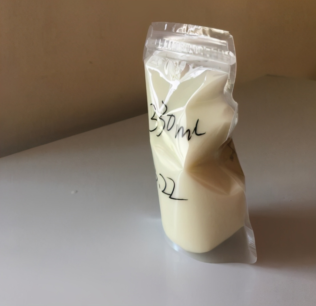 产后奶水少请催乳师有效吗,产后奶水不够妈妈喝什么奶粉