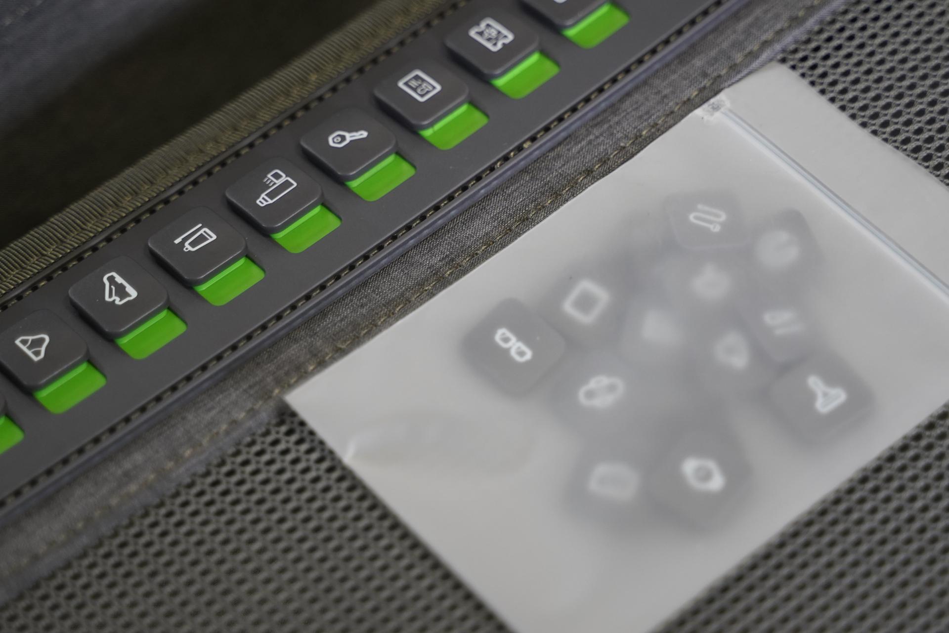 地平线8铝镁合金拉杆箱,地平线拉杆箱和elle拉杆箱哪个好