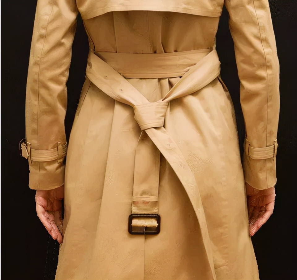 风衣腰带前面怎么绑最好看,怎么绑风衣后腰带