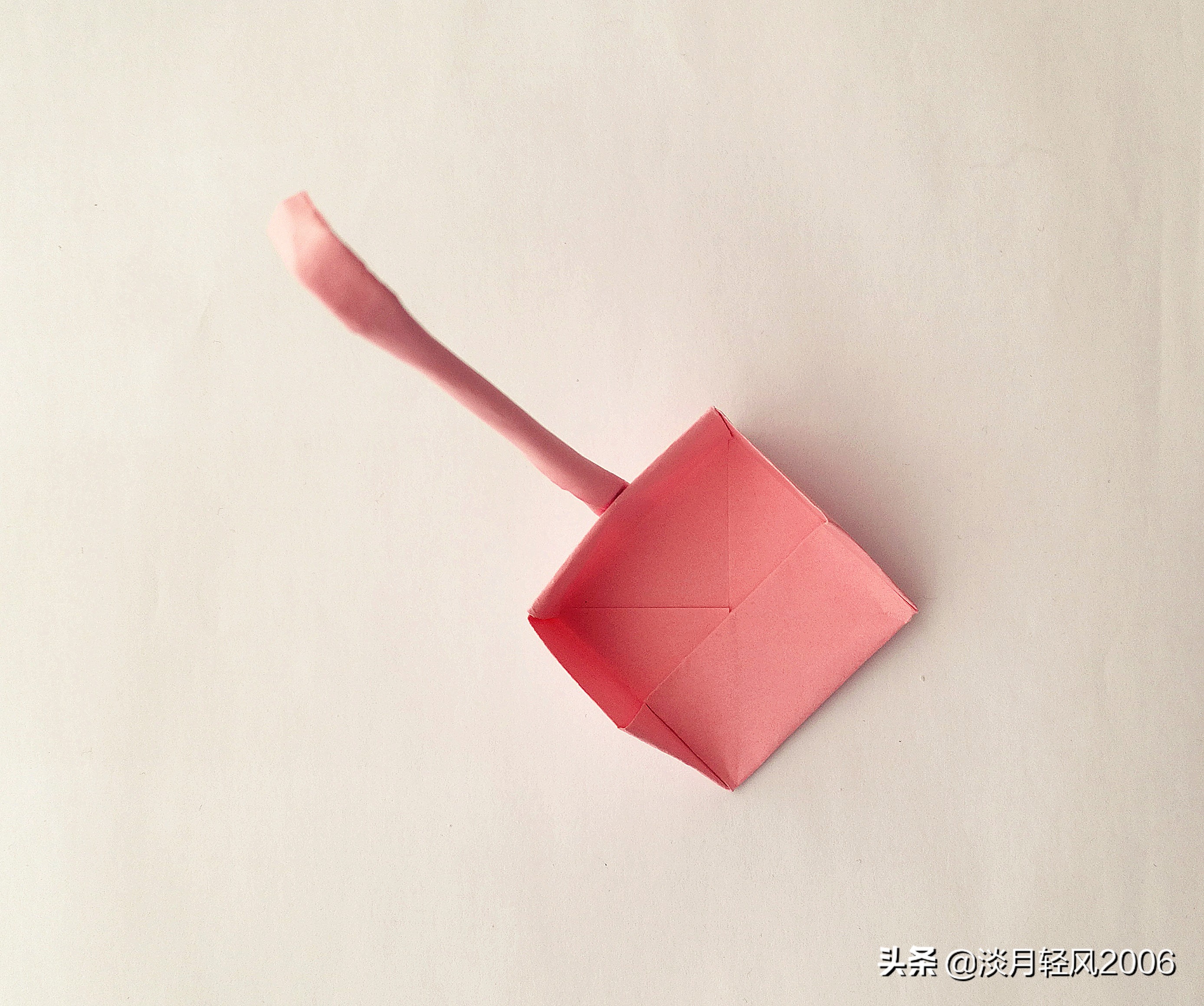 自制手工小玩意简单用卡纸,怎么用卡纸做一些可爱的小手工