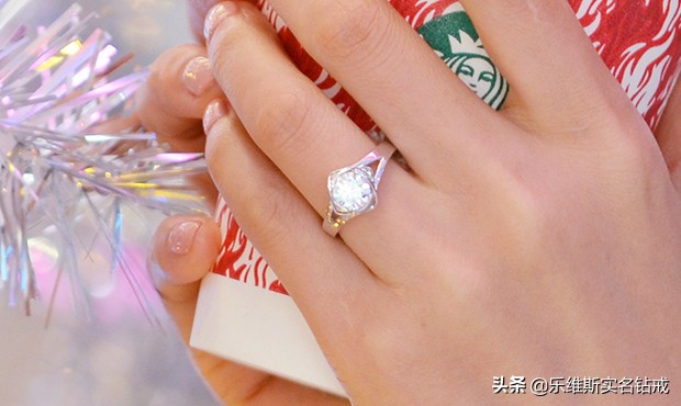 不同的手指戴戒指有什么讲究,各个手指戴戒指的含义不要戴错了