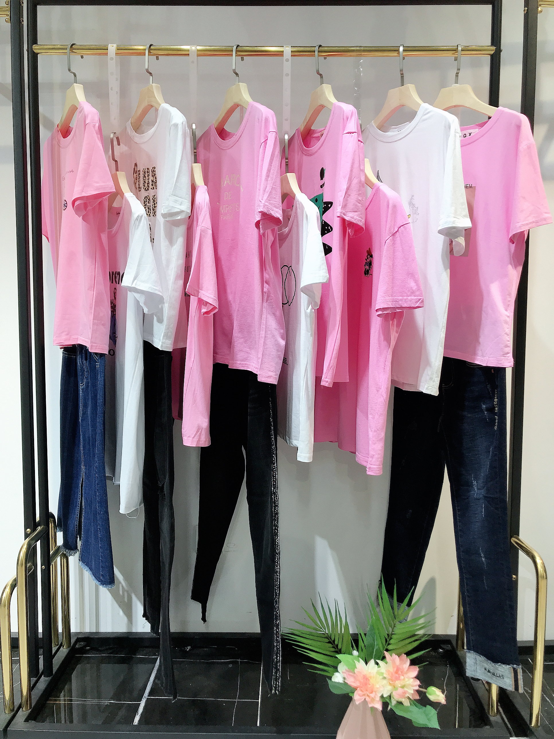 地摊女装19元货源网址,女装批发一手货源摆地摊