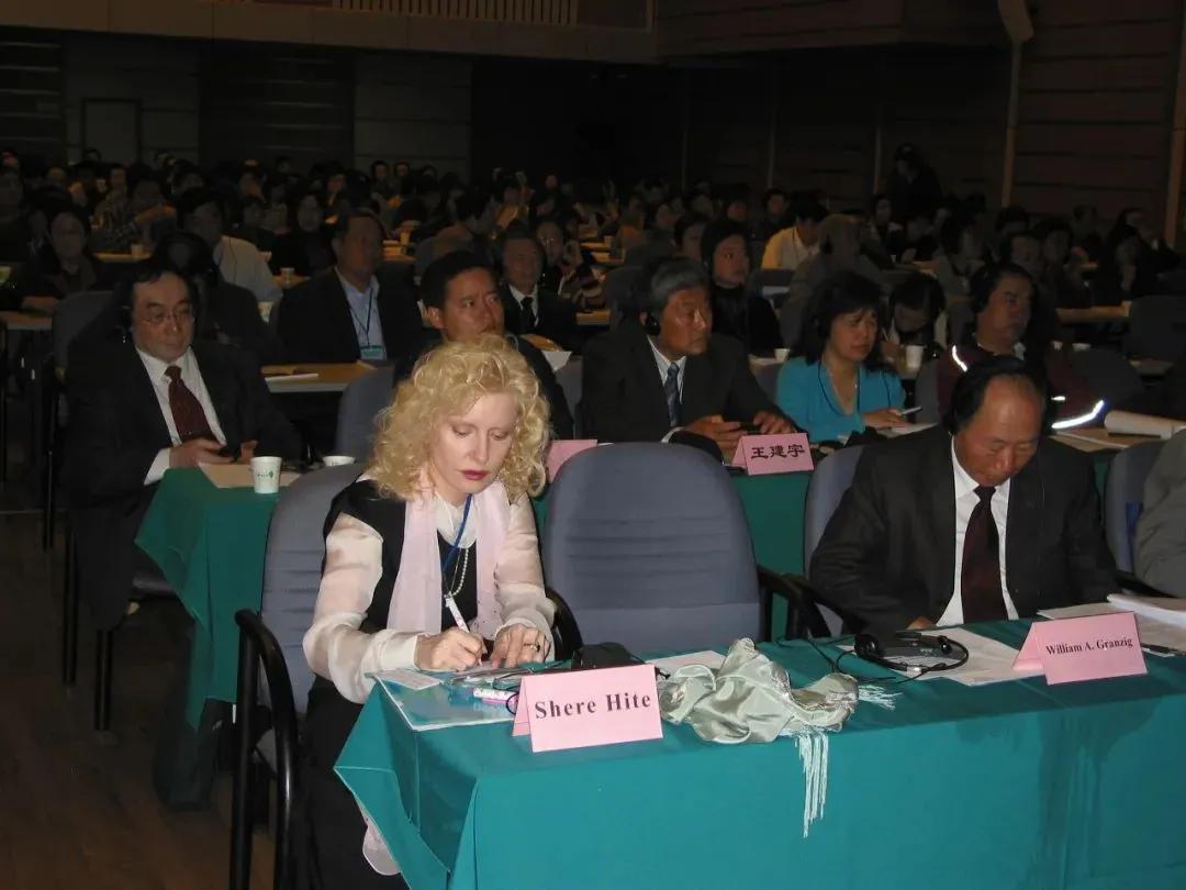 怀念海蒂，那个为女性探寻*福性**的边界却惨遭流放的女人⋯⋯