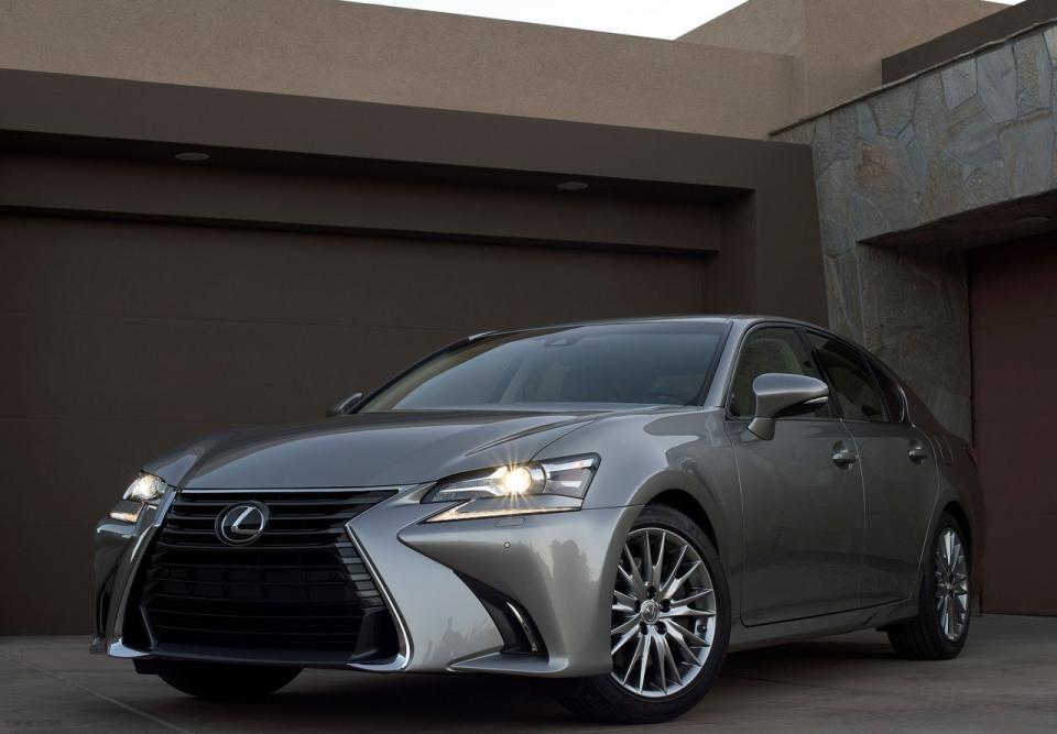 雷克萨斯gs2012款350fsport,限量20台雷克萨斯lfa