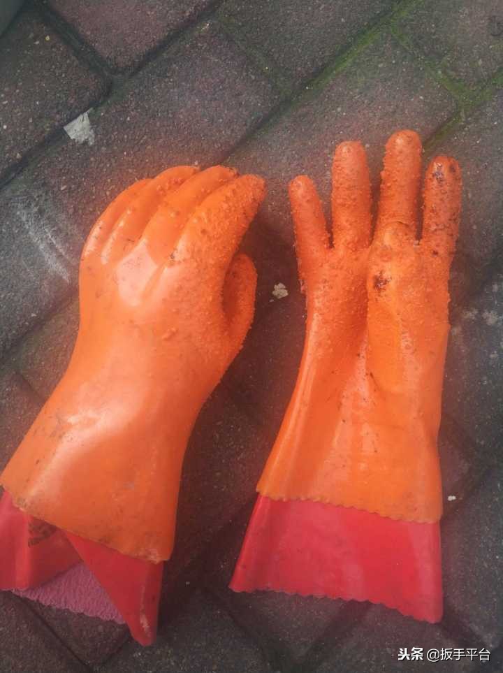 油烟机深度清洗及维修,师傅维修油烟机