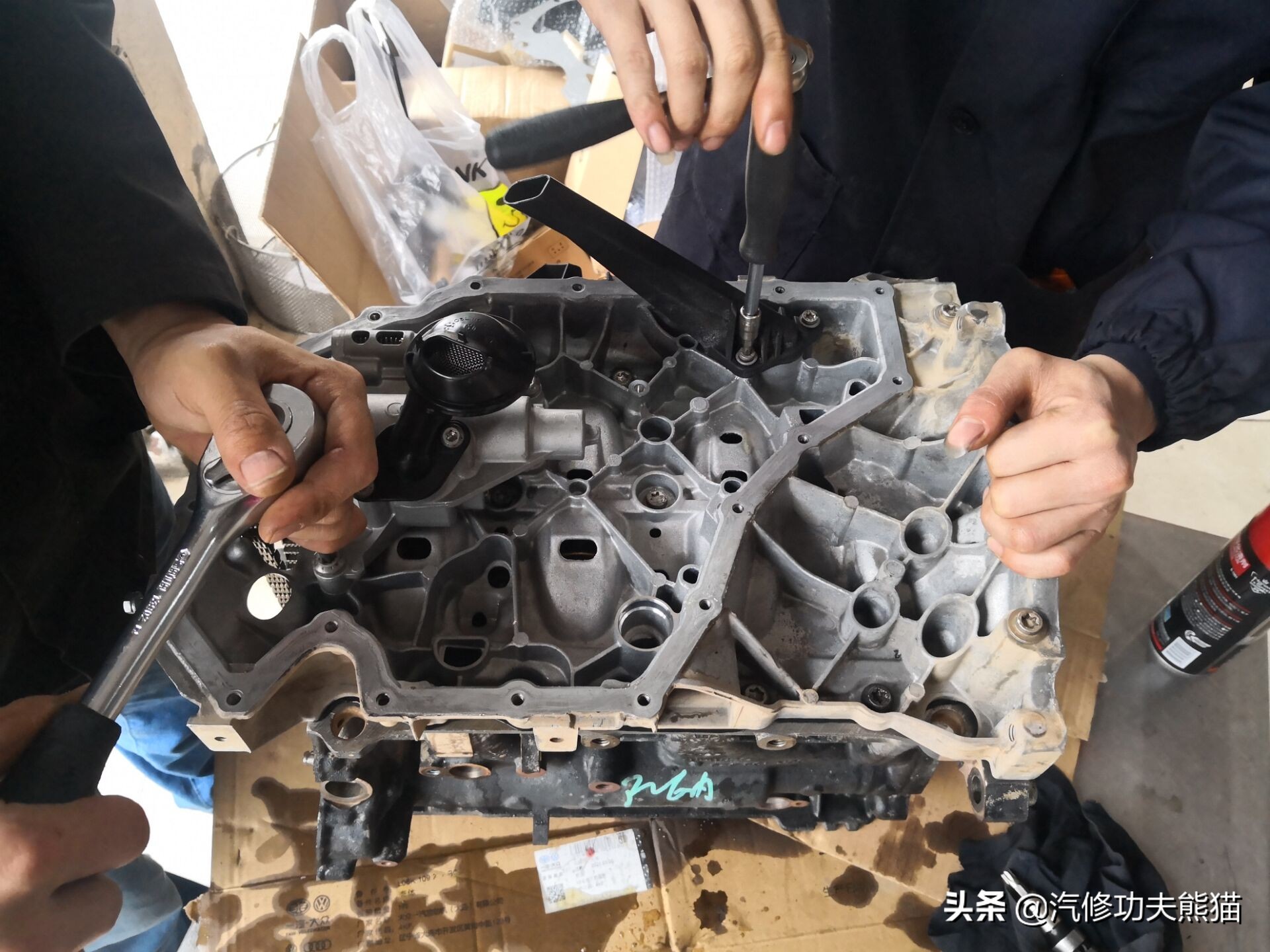 奥迪第三代ea888怎么还烧机油,奥迪的三代ea888烧机油吗