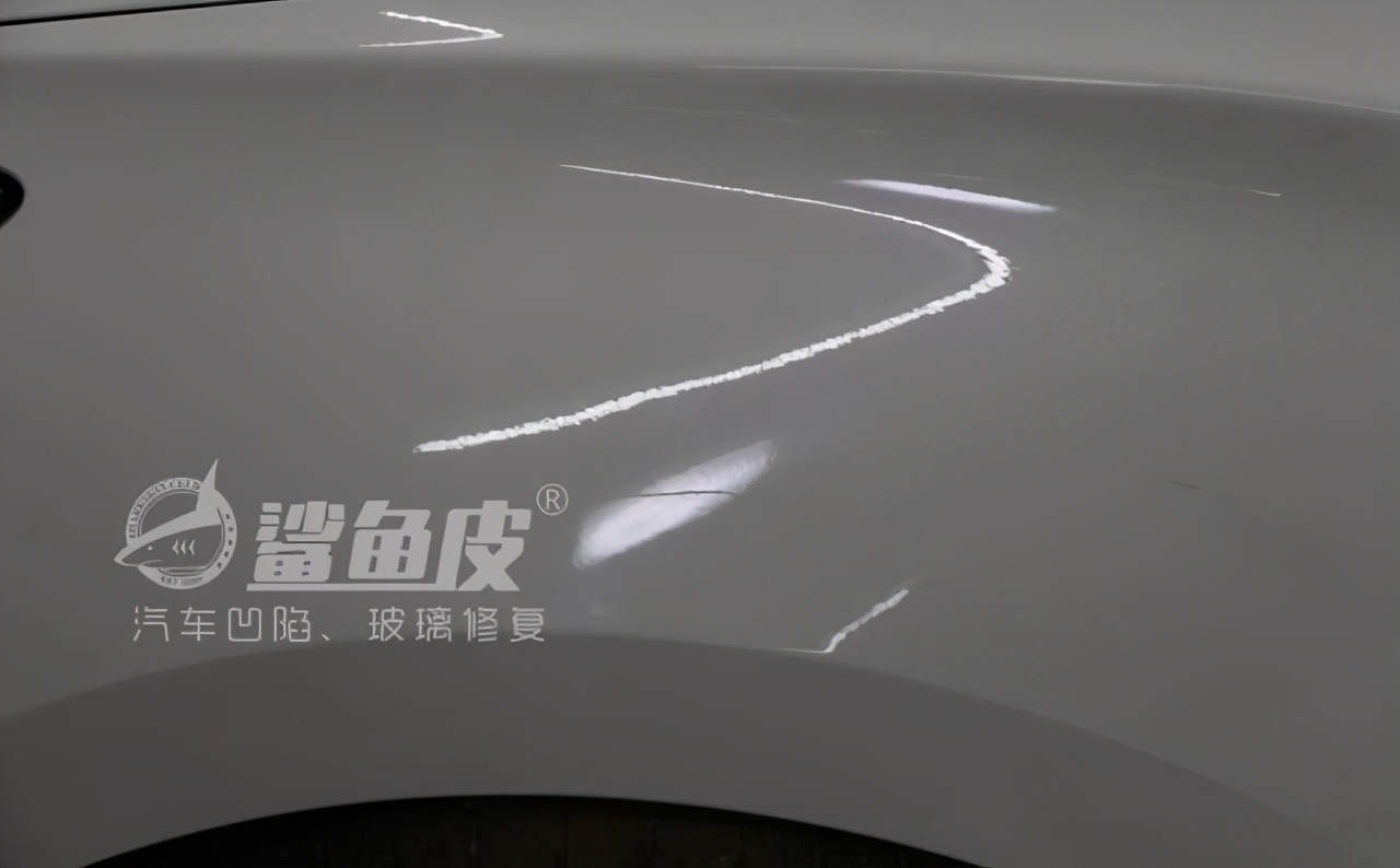 汽车前轮叶子板凹陷怎么办,前轮叶子板凹陷修复多少钱滁州